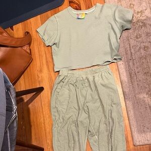 Big Bud Green Comfy Set